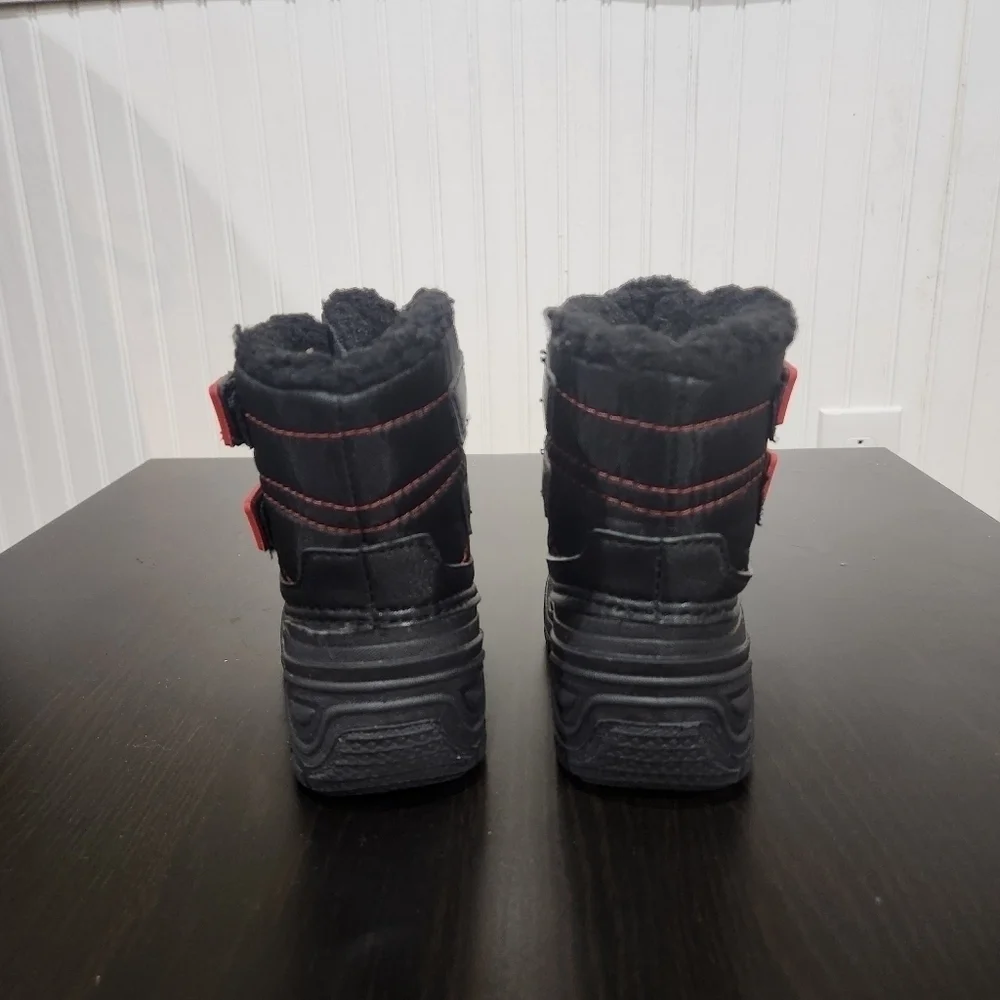 Boy's Toddler Winter Snow Boots Faux Fur Lined Wonder Nation Black and Red Sz 6
